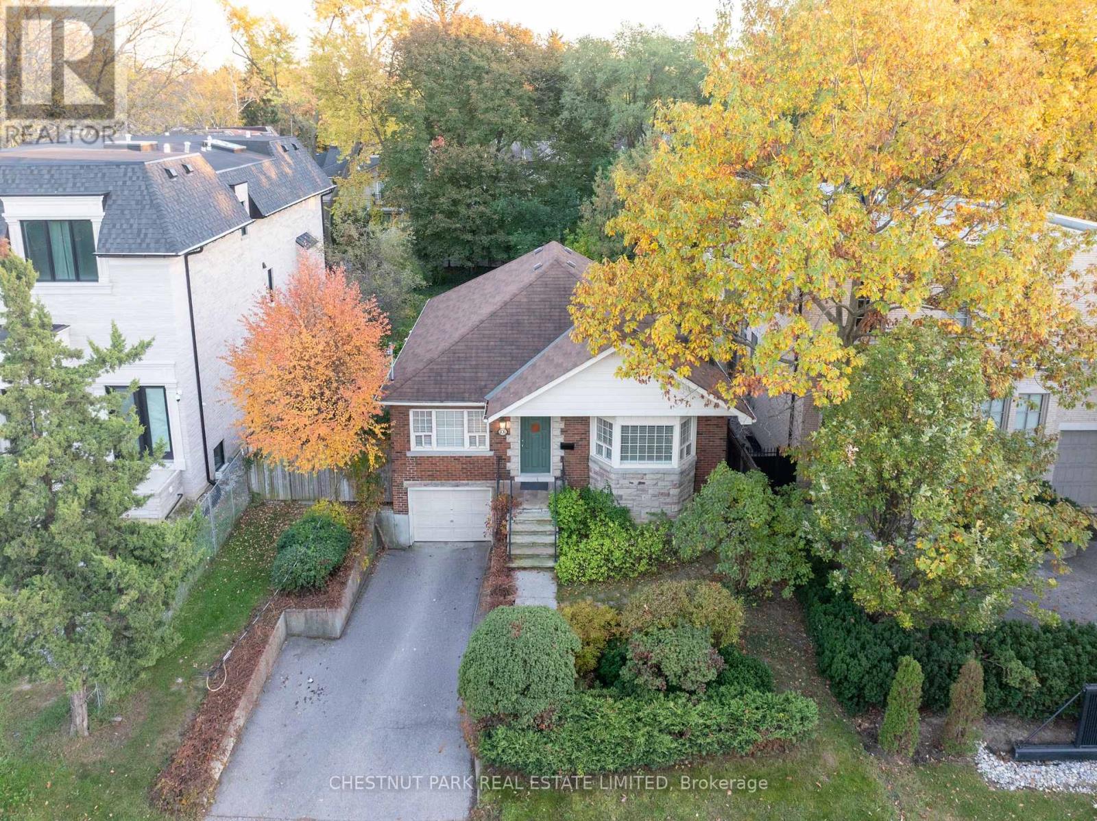 101 YORK MILLS ROAD Property Photo 1