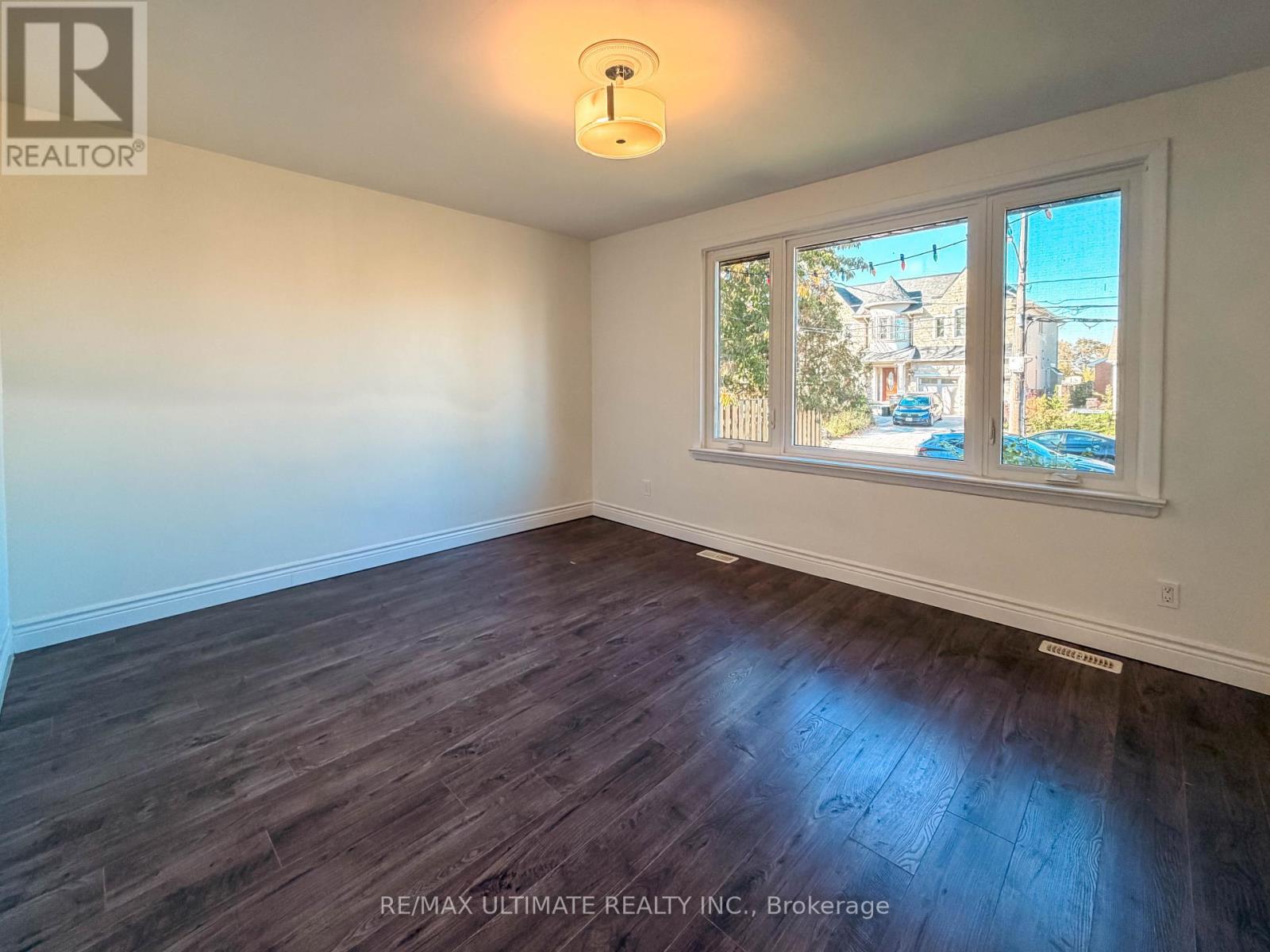 Main - 111 Combe Avenue Property Photo 14