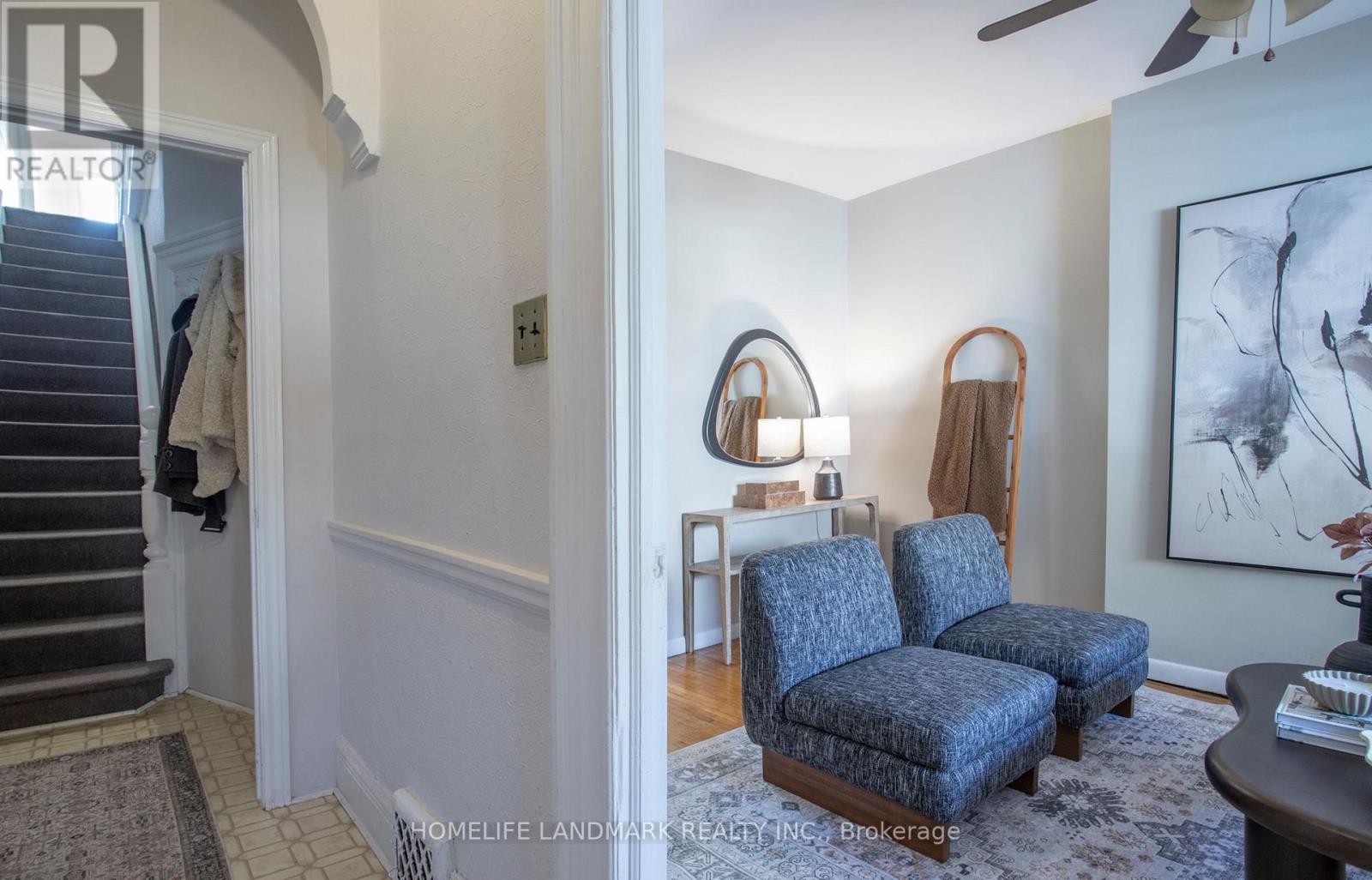 35 Dupont Street Property Photo 19