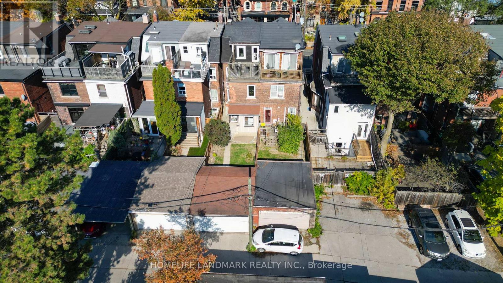 35 Dupont Street Property Photo 42