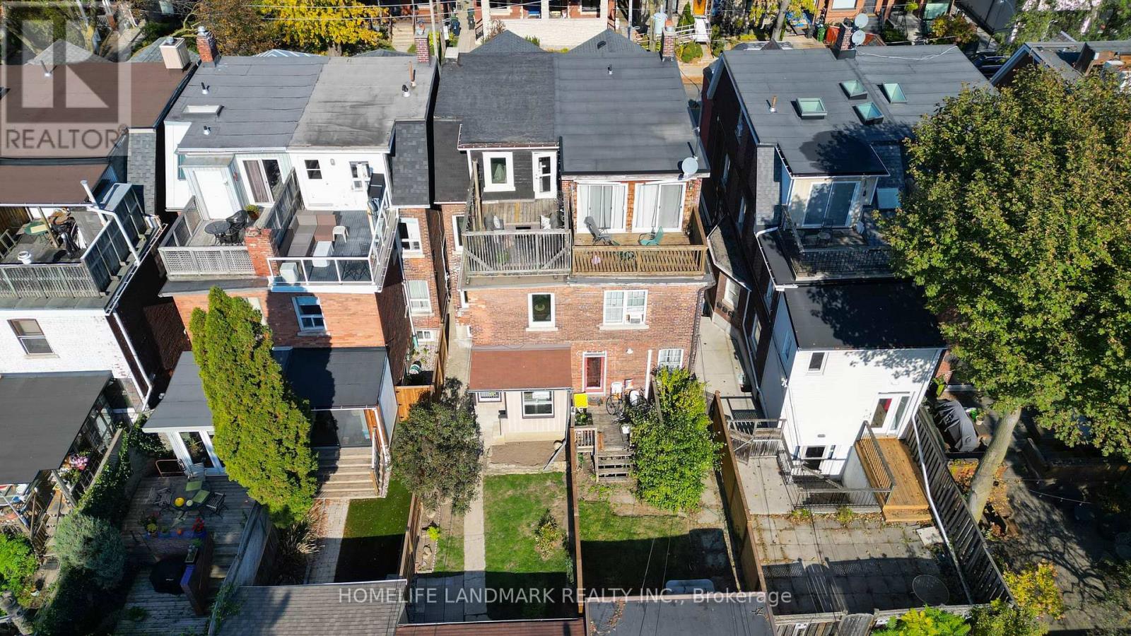 35 Dupont Street Property Photo 43