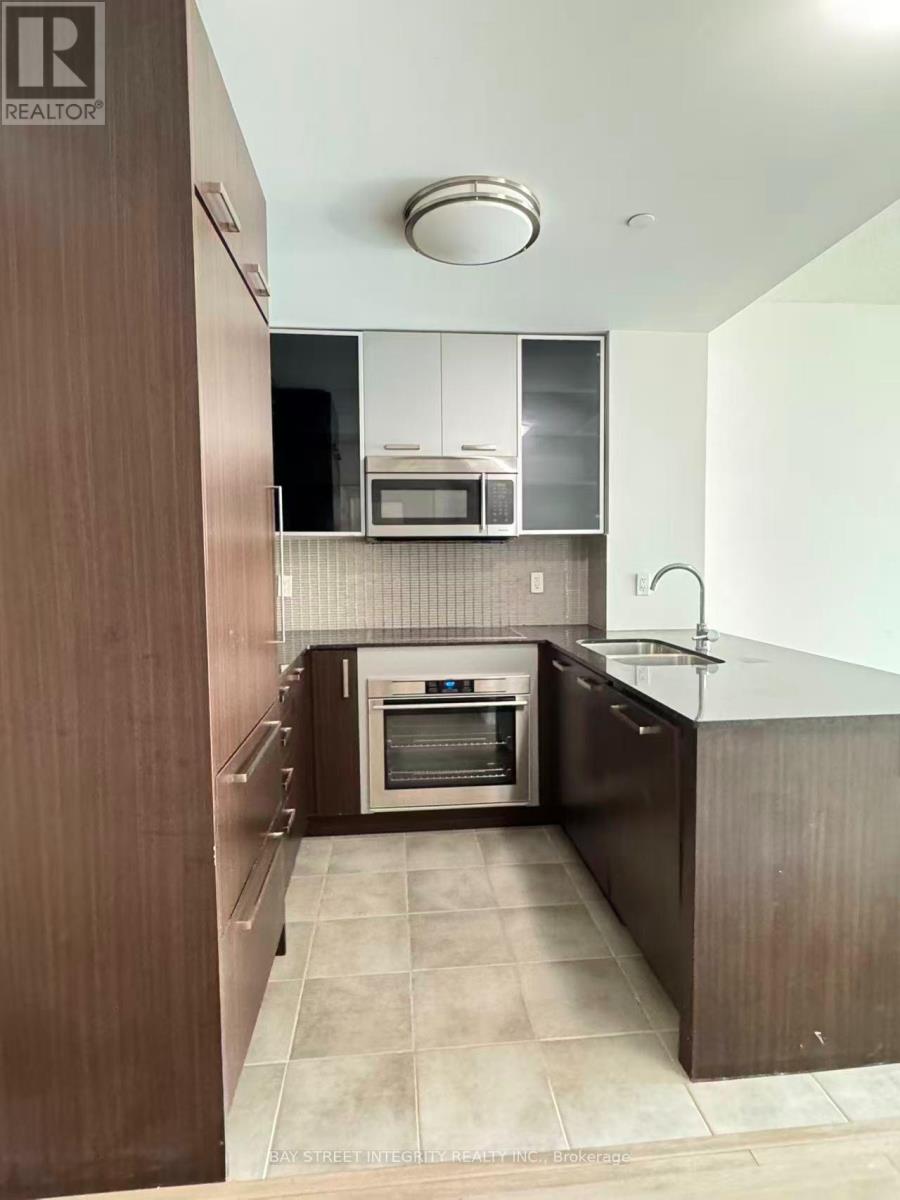 307 - 5168 Yonge Street Property Photo 7