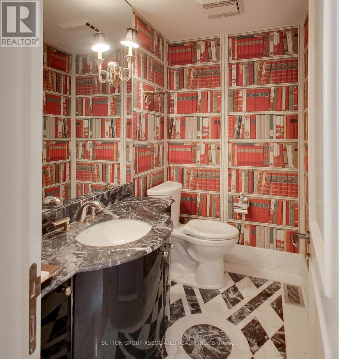 C14109720 Property Photo 15