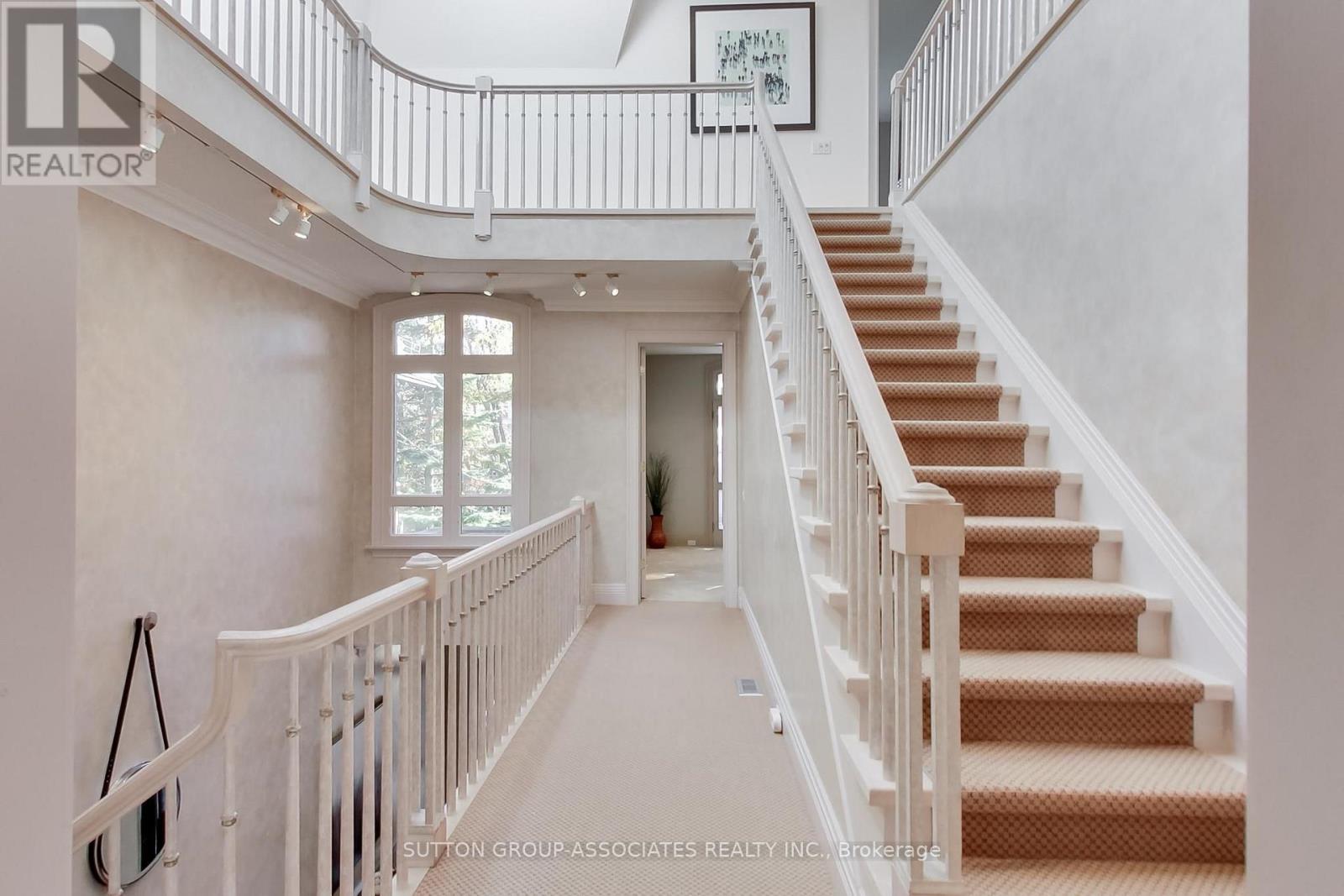 C14109720 Property Photo 25