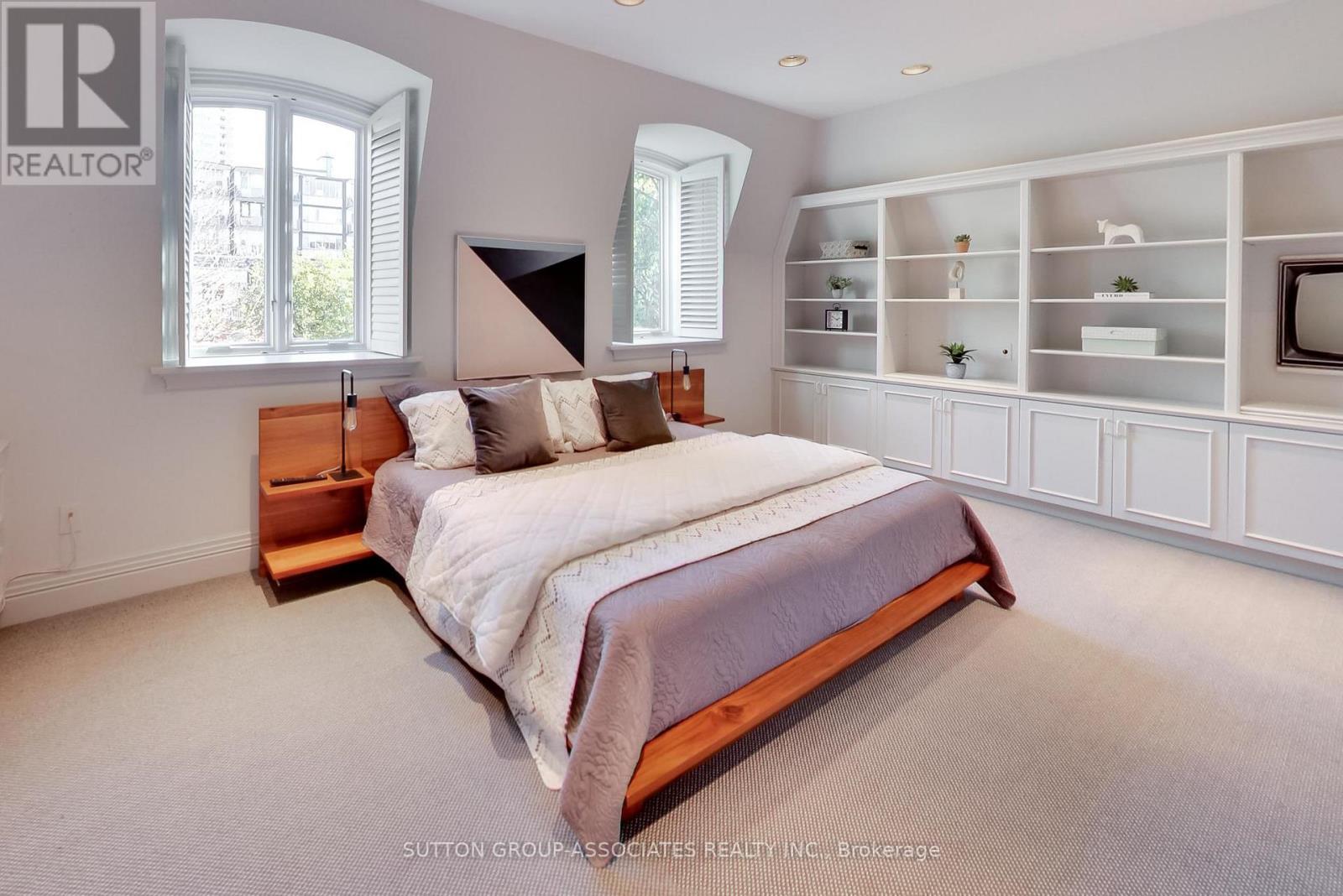 C14109720 Property Photo 28