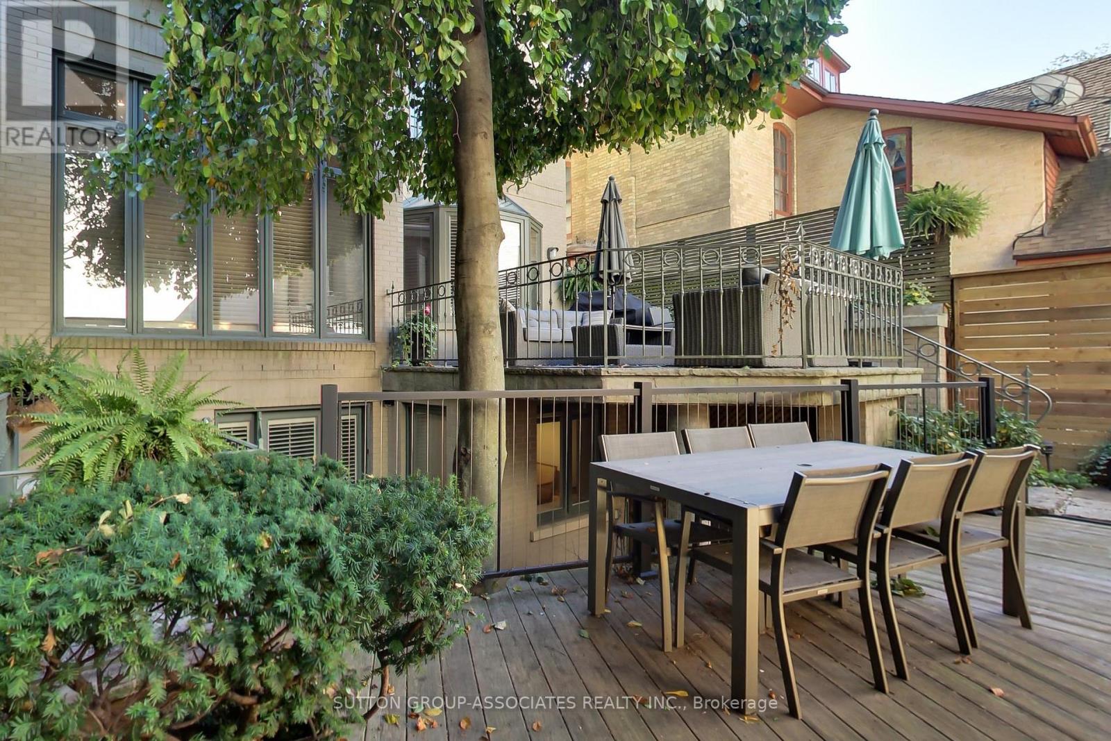 C14109720 Property Photo 34
