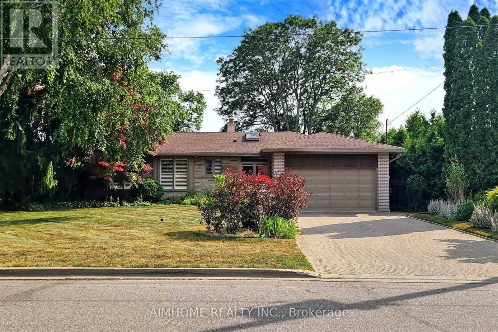 103 ALAMOSA DRIVE Property Photo 1