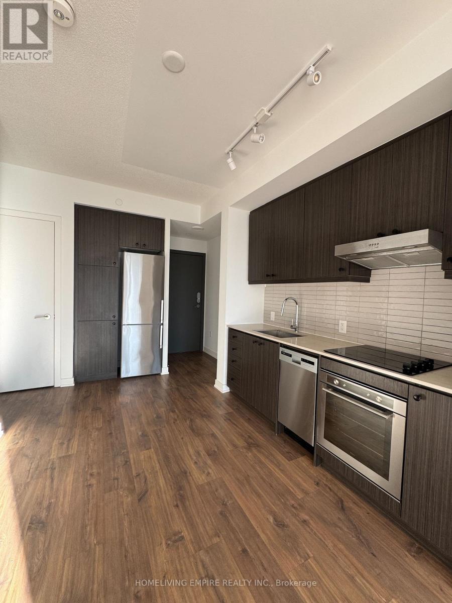 705 - 9 Tecumseth Street Property Photo 8