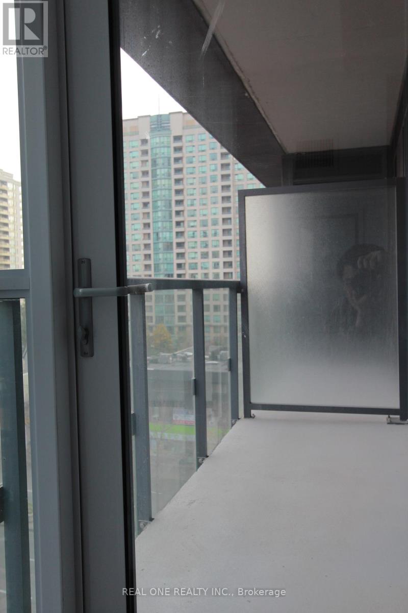 305 - 5168 Yonge Street N Property Photo 9