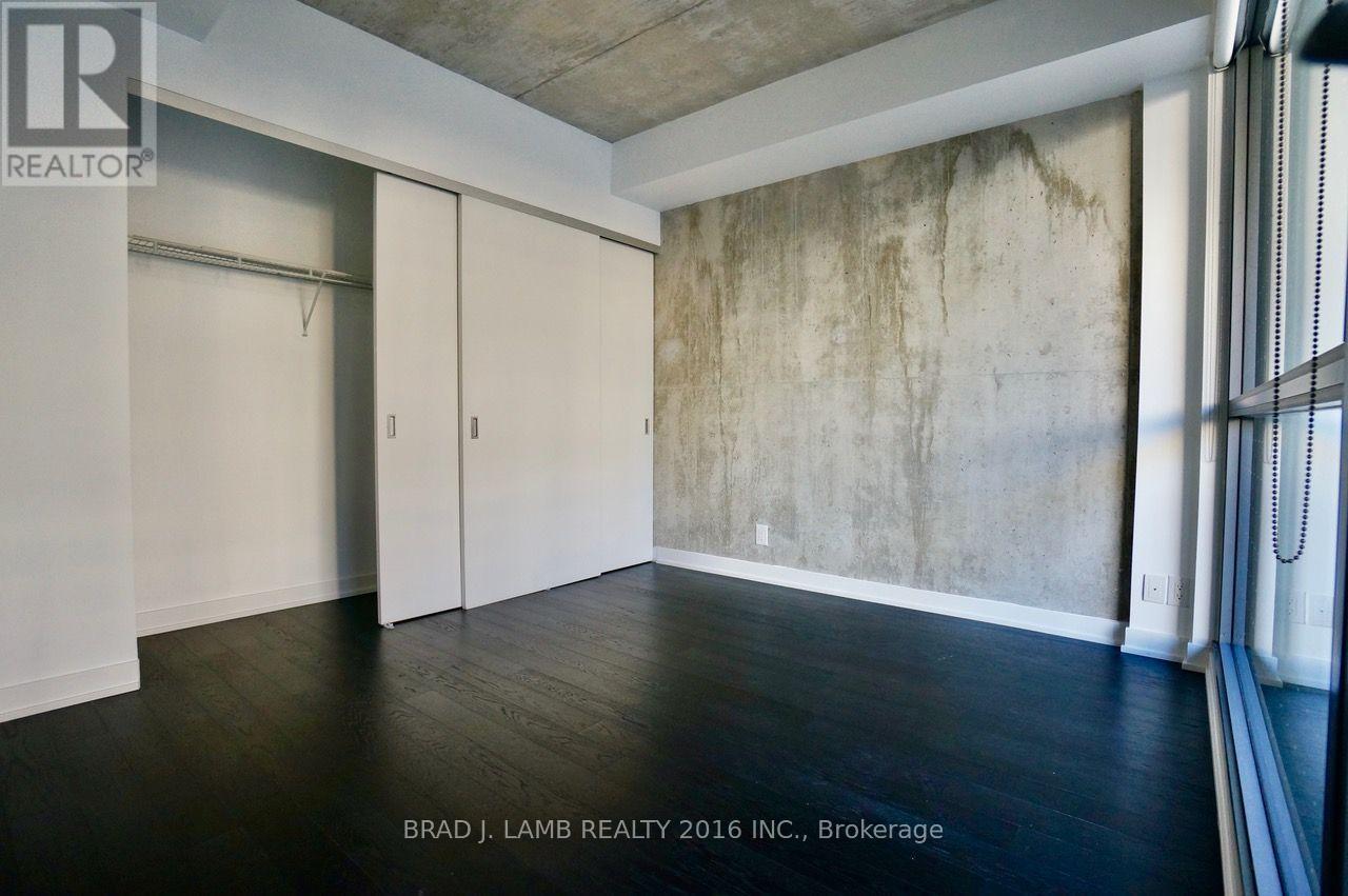 301 - 39 Brant Street Property Photo 10