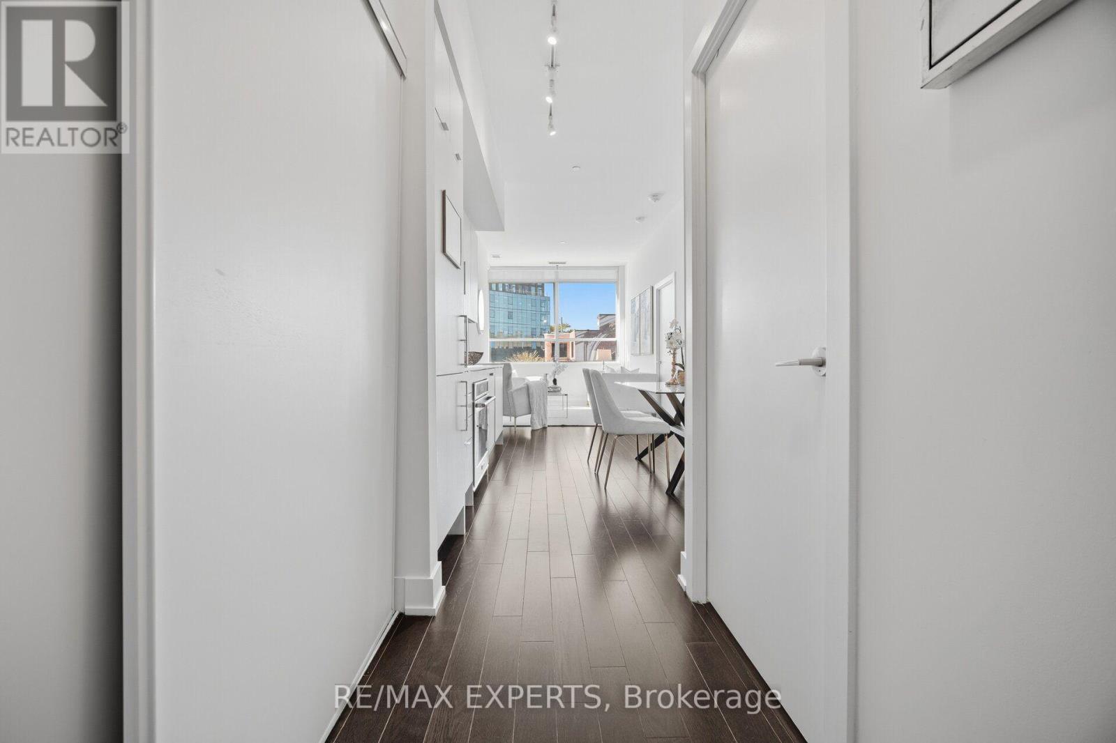 206 - 181 Bedford Road Property Photo 9