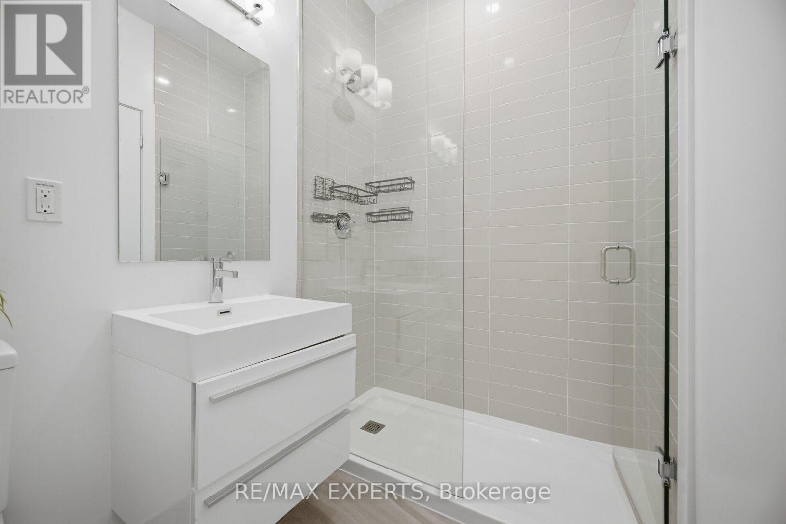 206 - 181 Bedford Road Property Photo 27