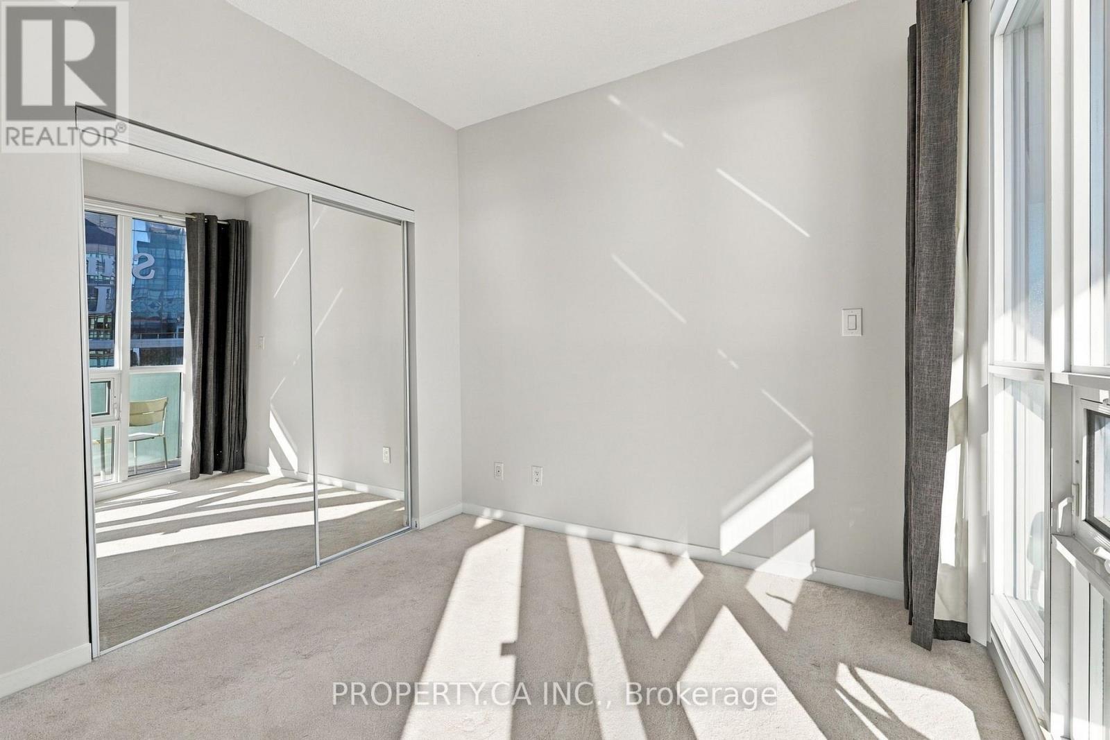 4310 - 55 Bremner Boulevard Property Photo 16
