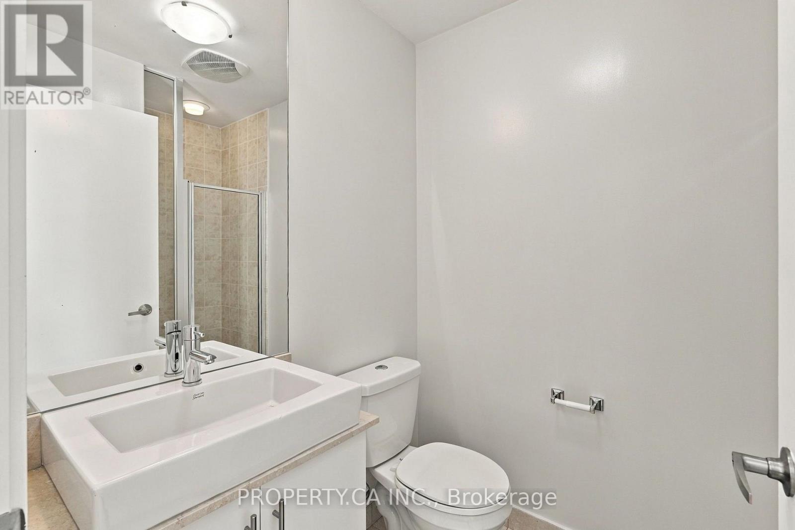 4310 - 55 Bremner Boulevard Property Photo 22
