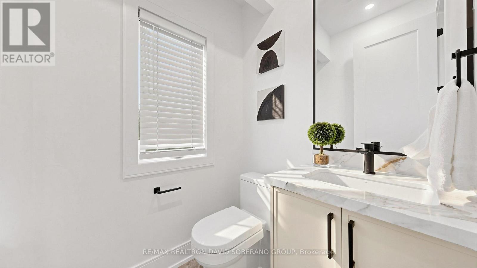 22 Verwood Avenue Property Photo 12