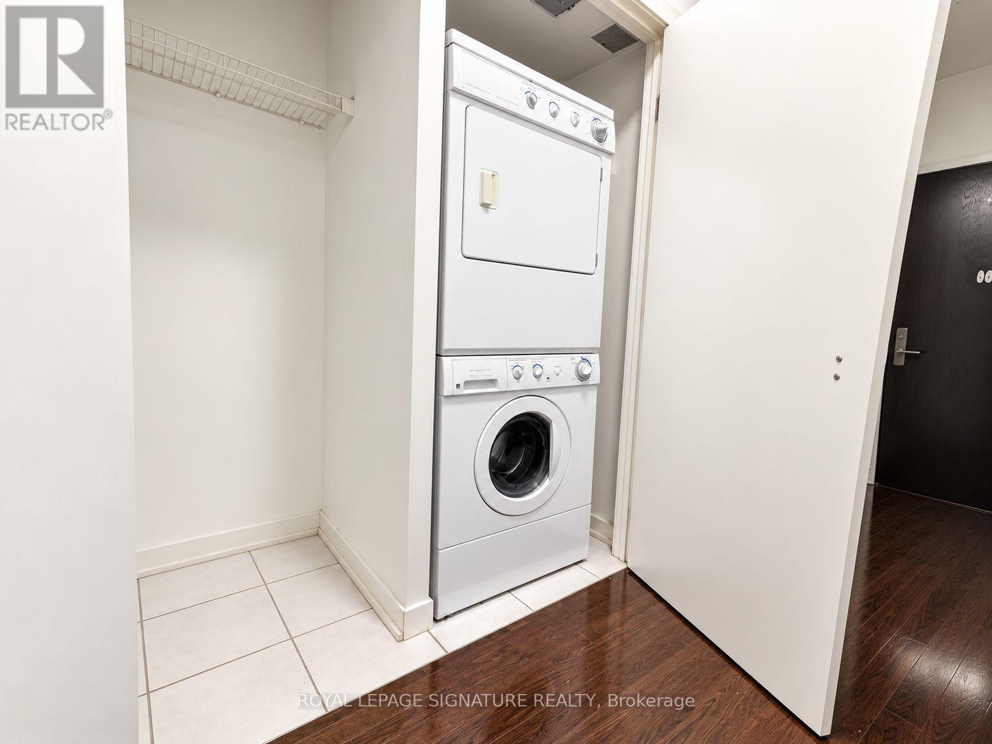 410 - 770 Bay Street Property Photo 7