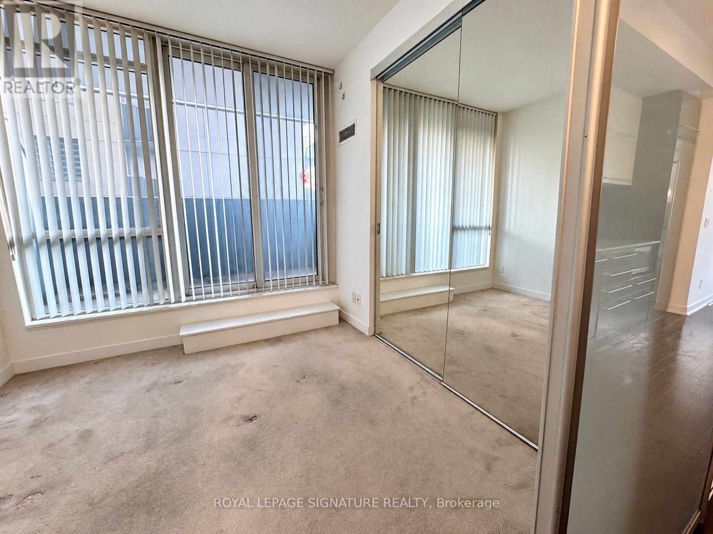 410 - 770 Bay Street Property Photo 17