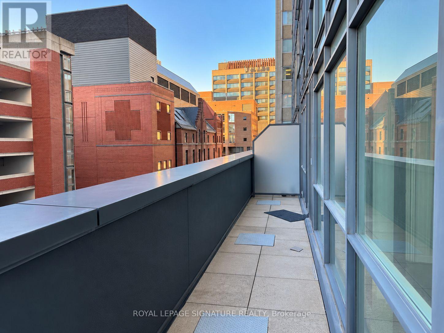 410 - 770 Bay Street Property Photo 20