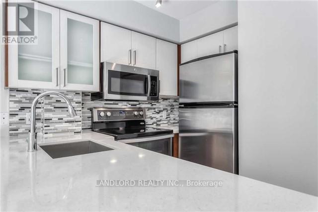 511 - 27 Canniff Street Property Photo 5