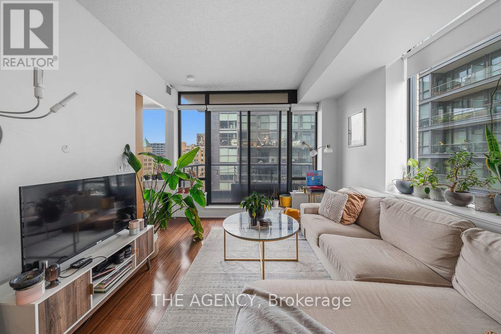 1314 - 438 King Street W Property Photo 15