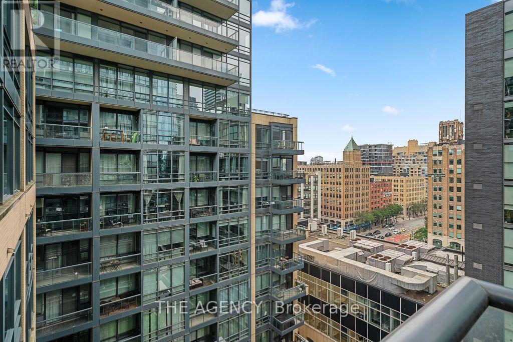 1314 - 438 King Street W Property Photo 19