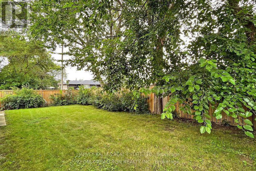 Lower - 142 Combe Avenue Property Photo 15