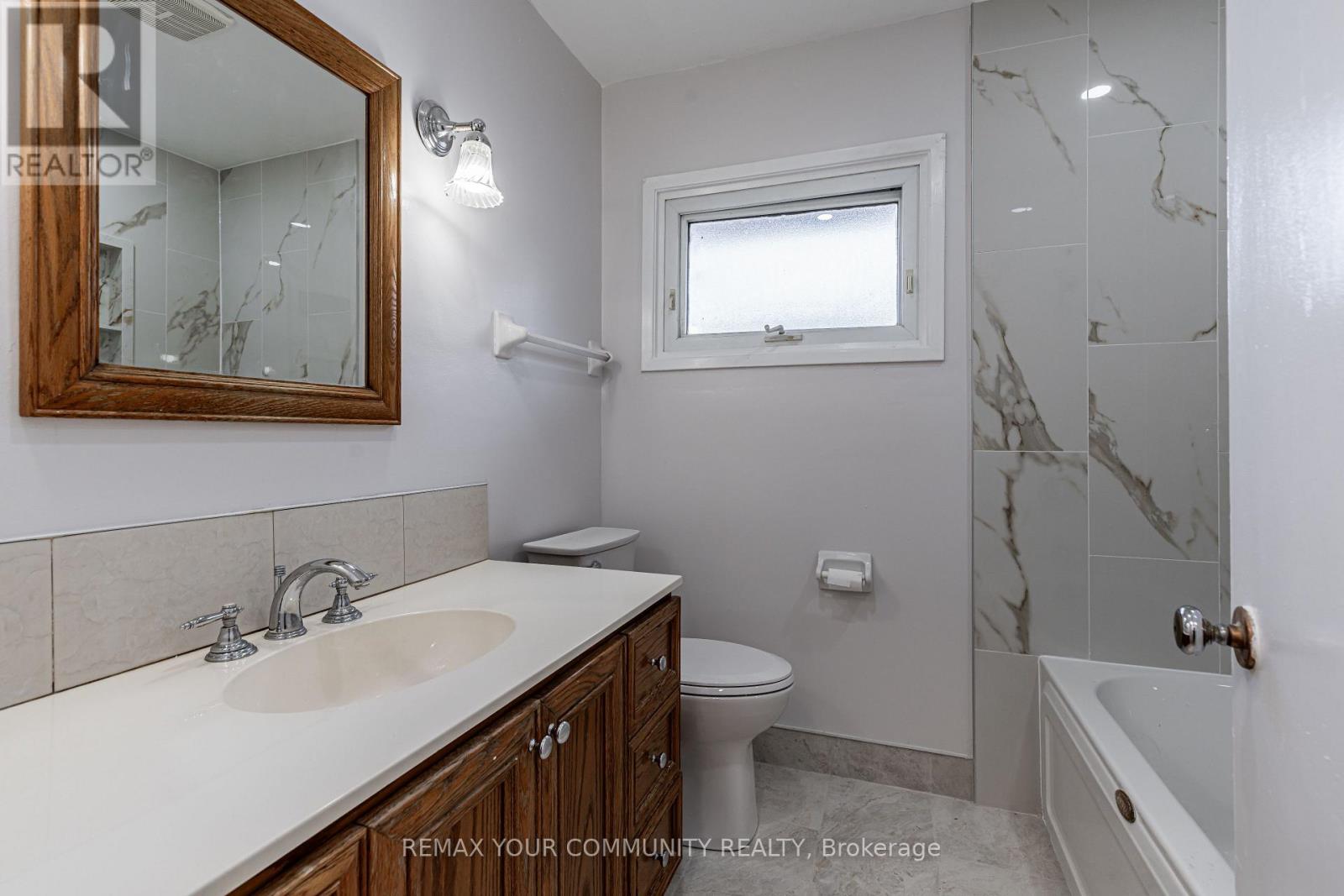 Main - 98 Wigmore Drive Property Photo 21