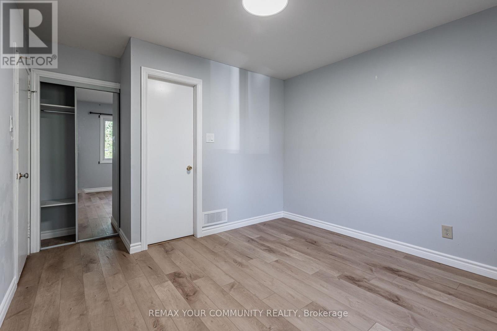 Main - 98 Wigmore Drive Property Photo 28