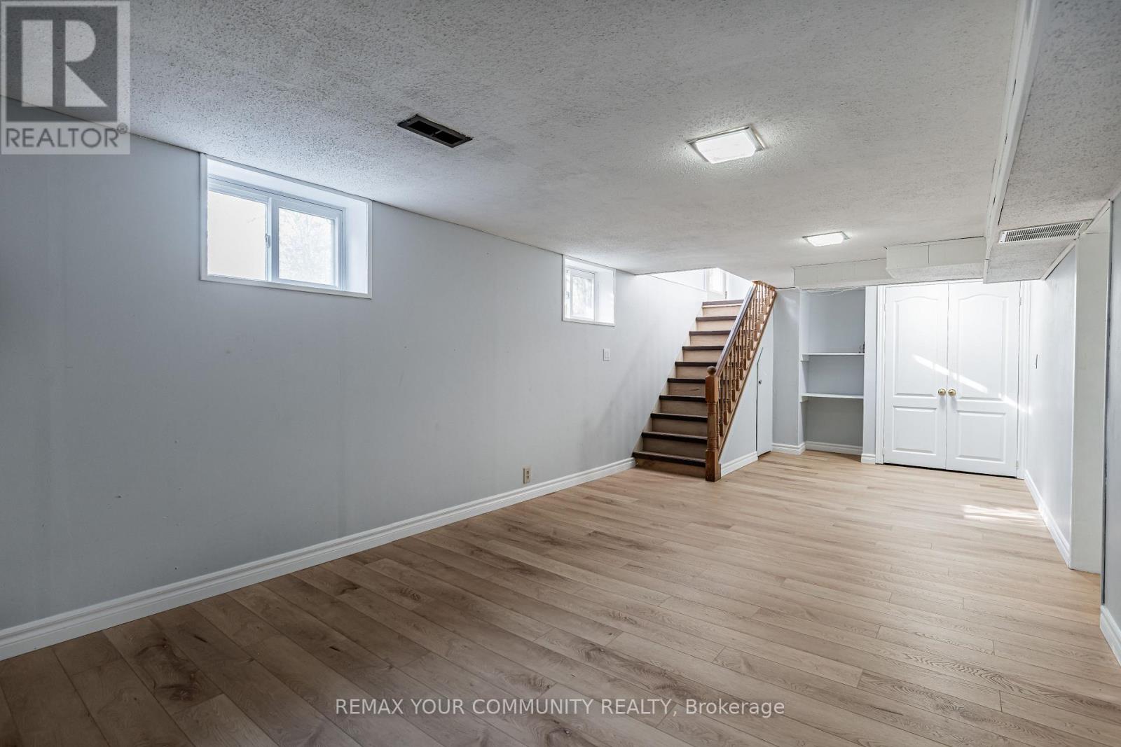 Main - 98 Wigmore Drive Property Photo 33