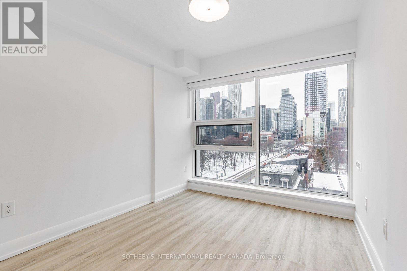 S1015 - 191 SHERBOURNE STREET Property Photo 1
