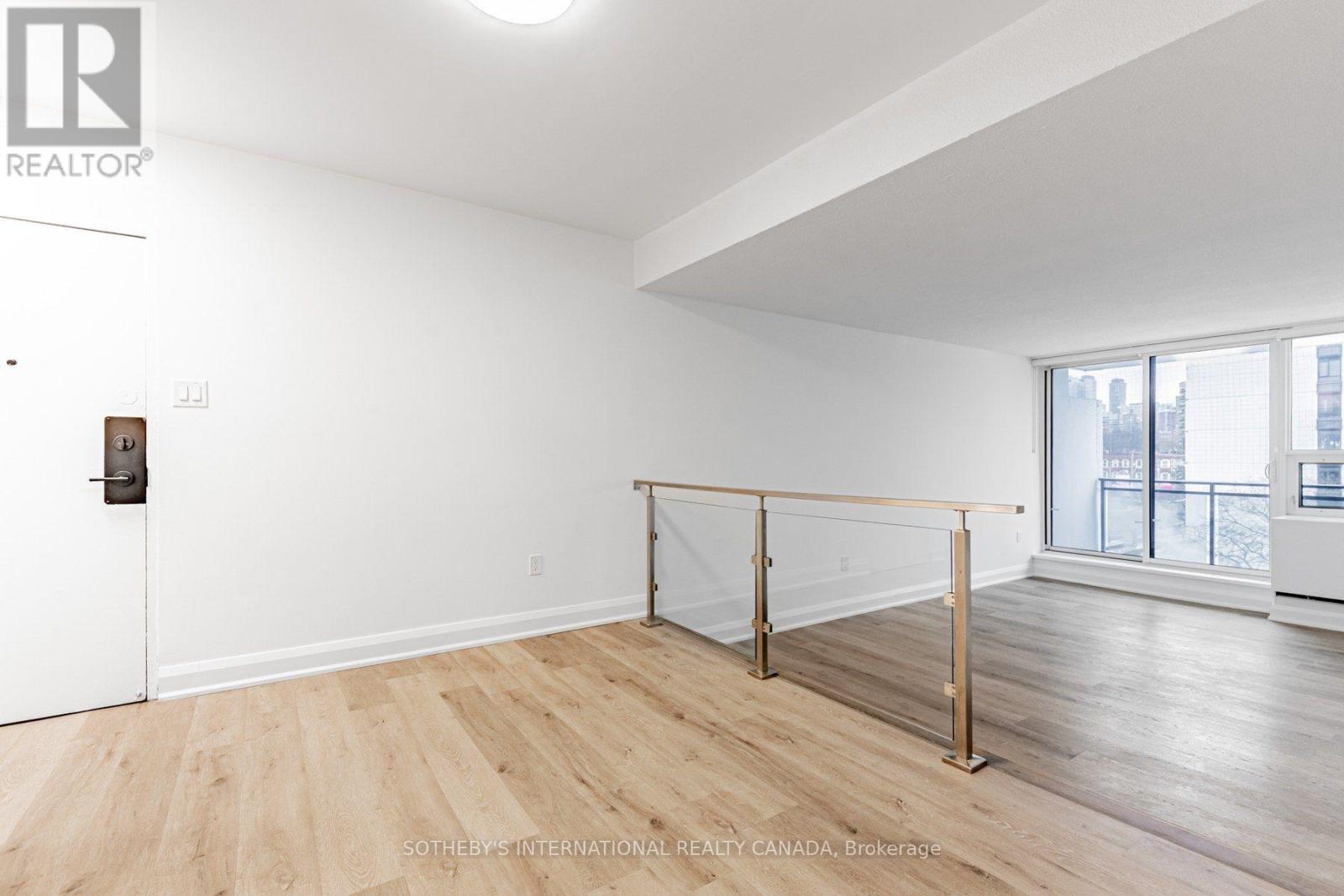 S0420 - 191 SHERBOURNE STREET Property Photo 1