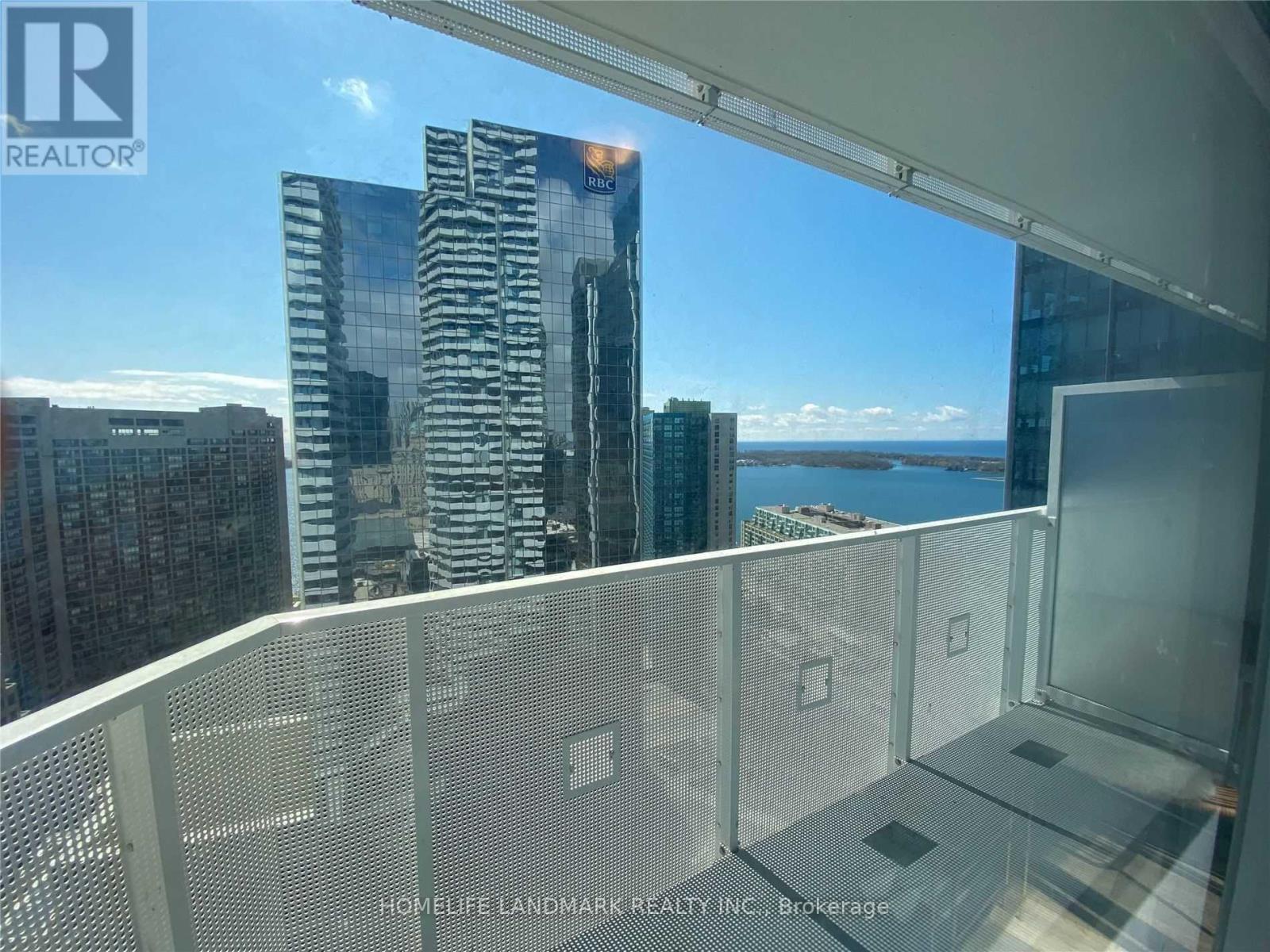 3107 - 100 Harbour Street Property Photo 10