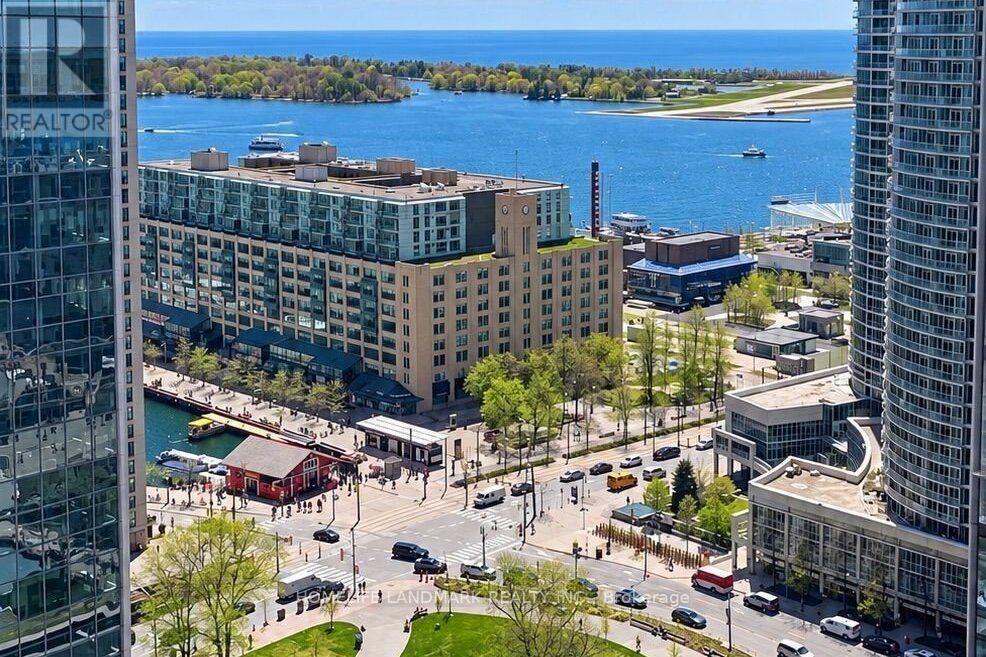 3107 - 100 Harbour Street Property Photo 16