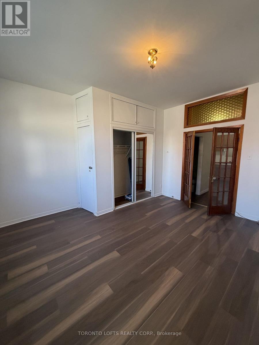 381 Dundas Street E Property Photo 6