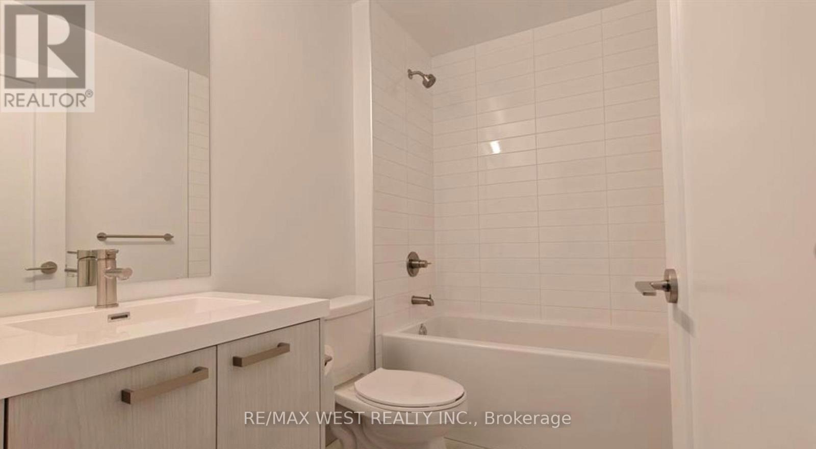 1503 - 20 Soudan Avenue Property Photo 7