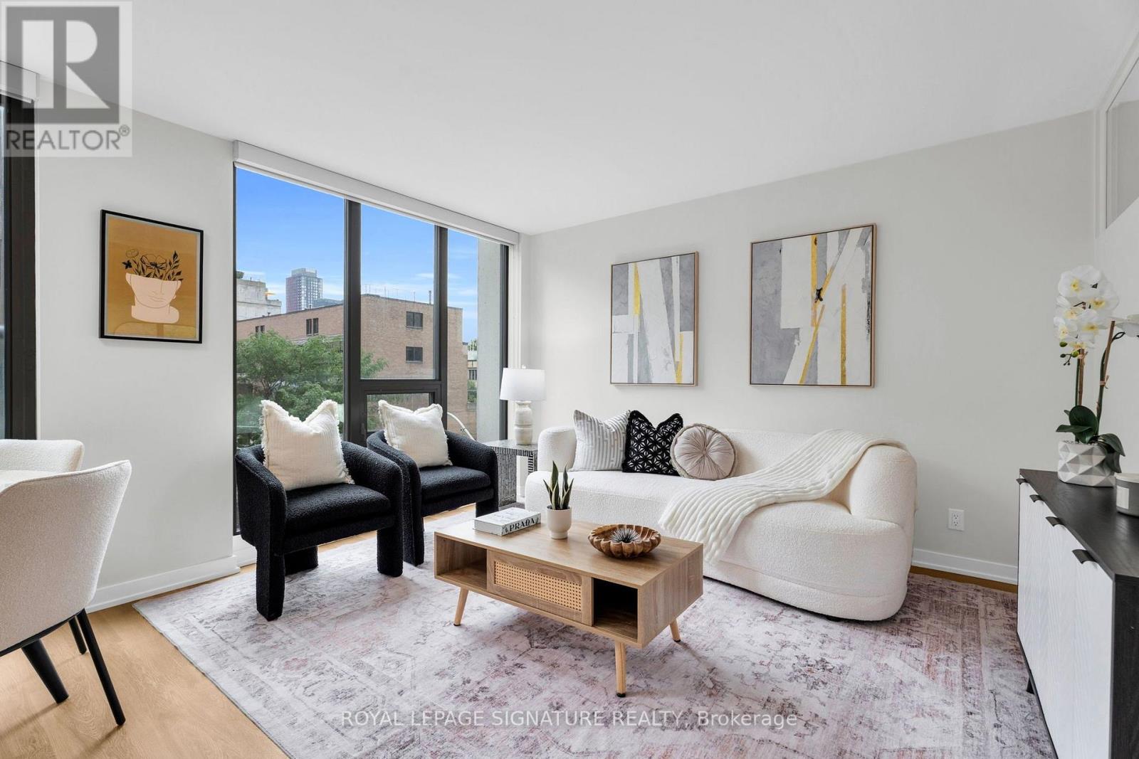 316 - 33 Lombard Street Property Photo 8