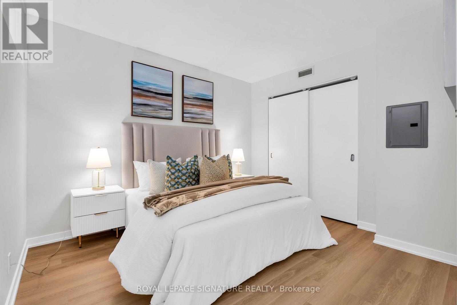 316 - 33 Lombard Street Property Photo 12