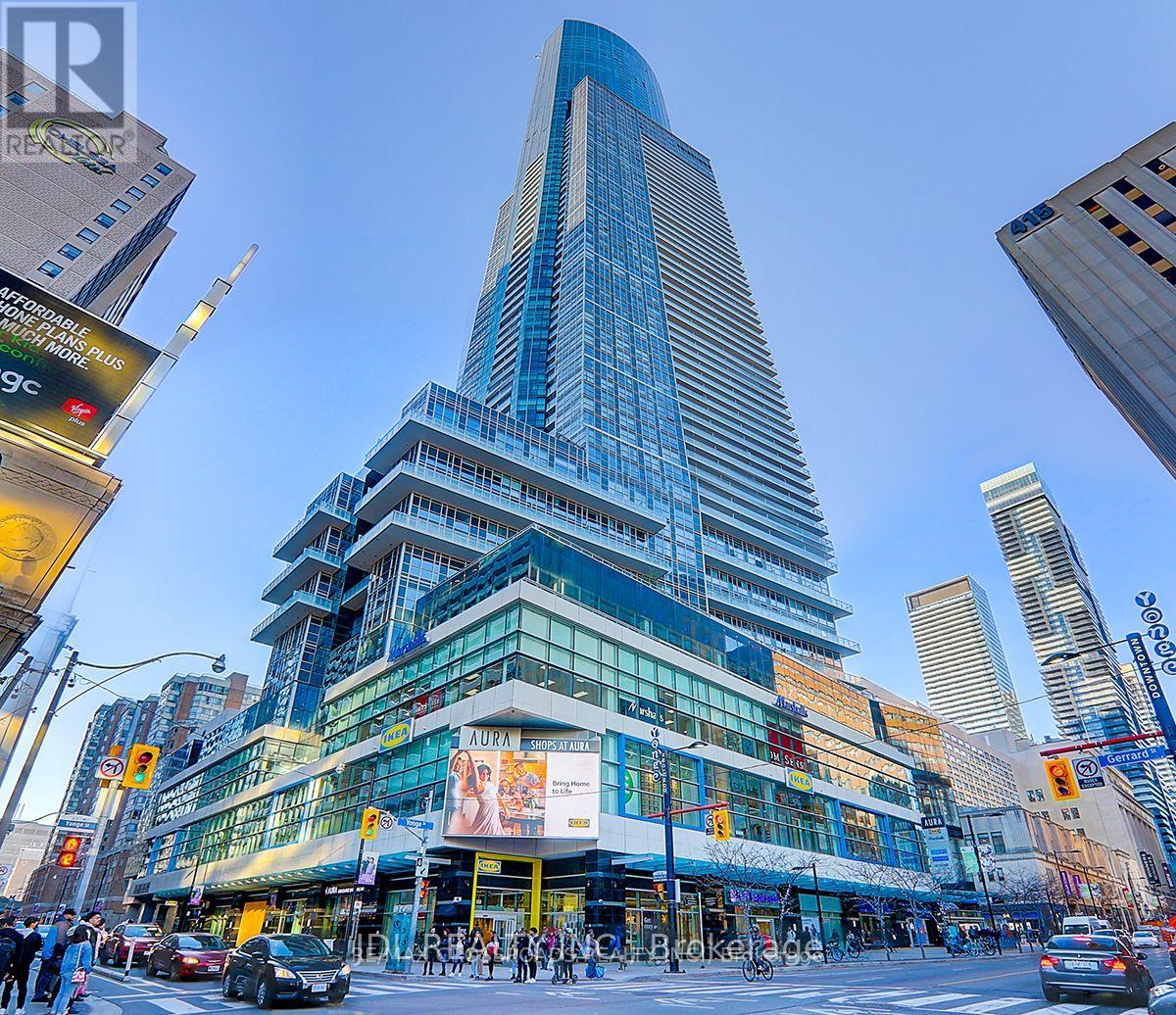5505 - 386 YONGE STREET Property Photo 1
