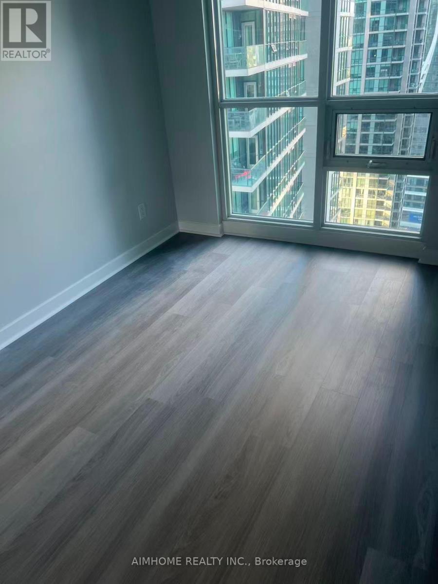 2605 - 33 Bay Street Property Photo 5