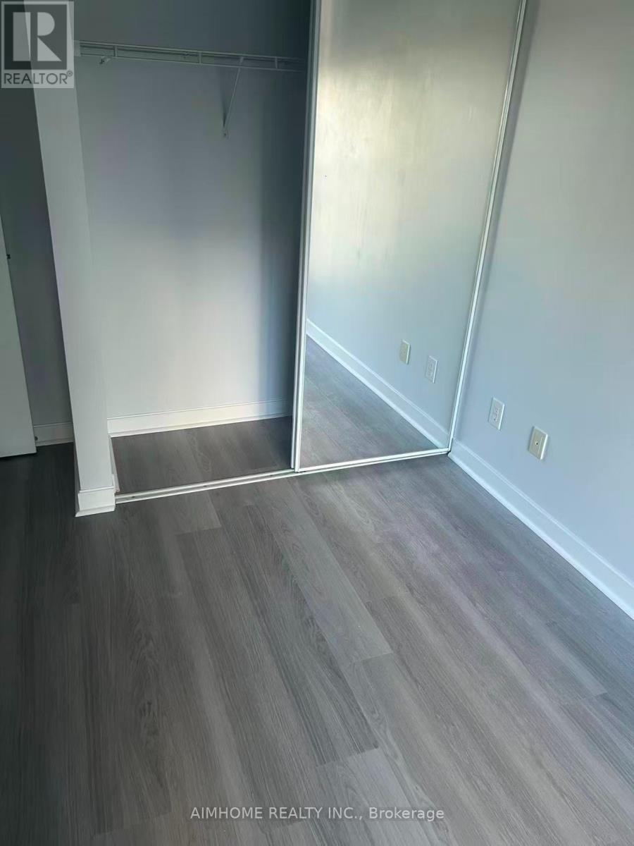 2605 - 33 Bay Street Property Photo 6