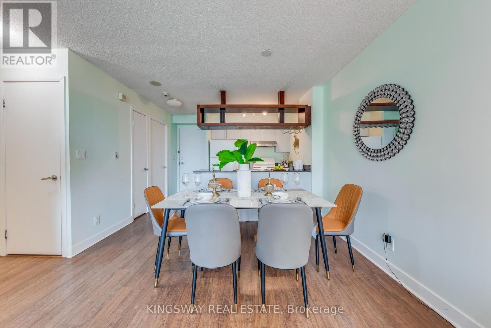 3511 - 81 Navy Wharf Court Property Photo 16
