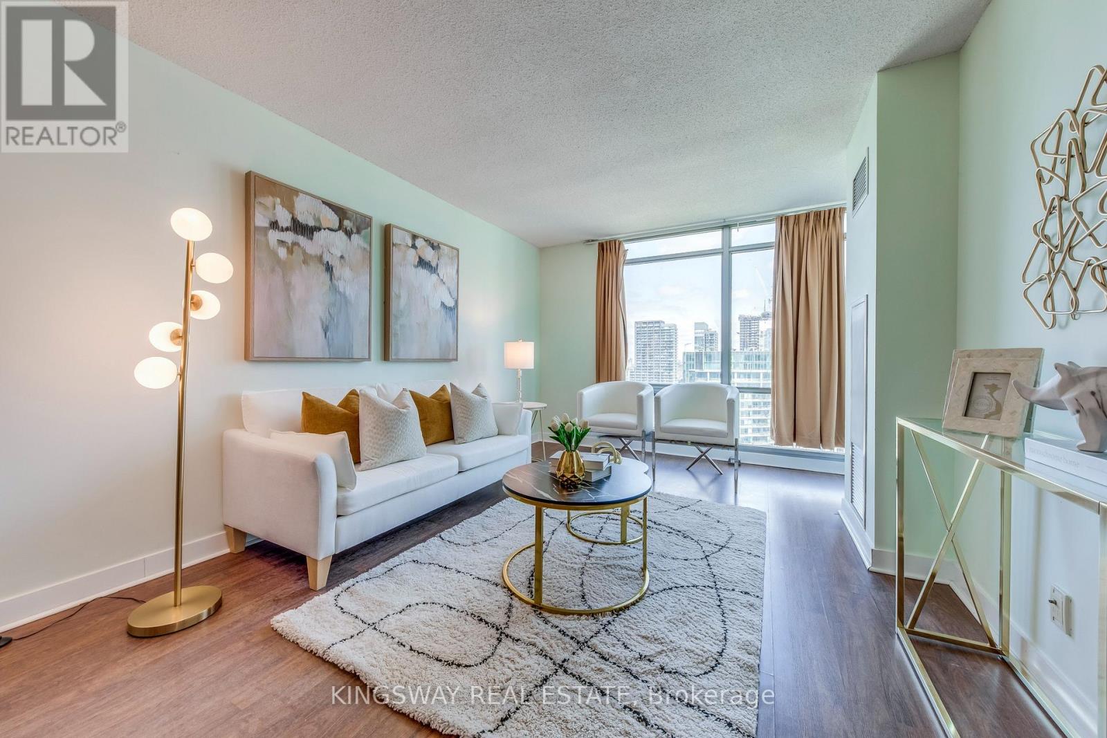 3511 - 81 Navy Wharf Court Property Photo 18