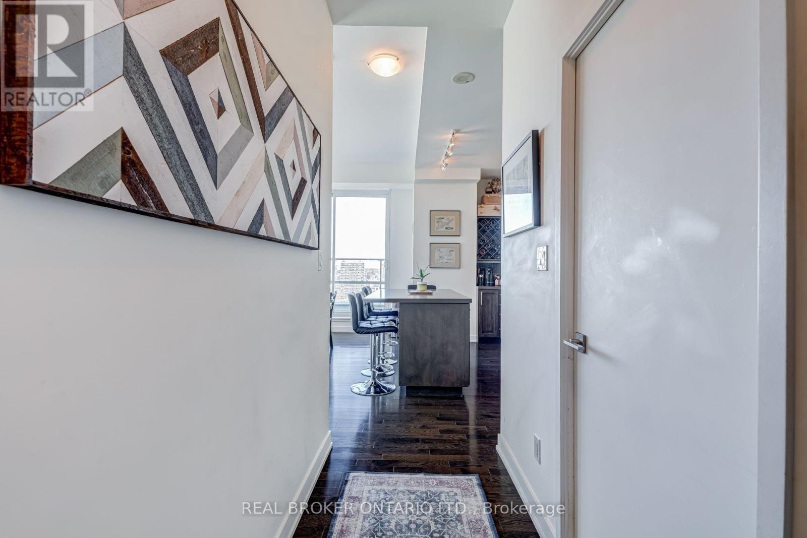 Ph02 - 126 Simcoe Street Property Photo 4