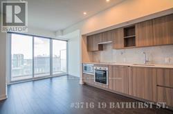 3716 - 19 BATHURST STREET Property Photo 1