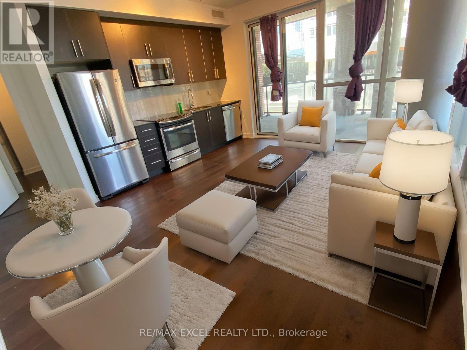 510 - 20 BRUYERES MEWS Property Photo 1