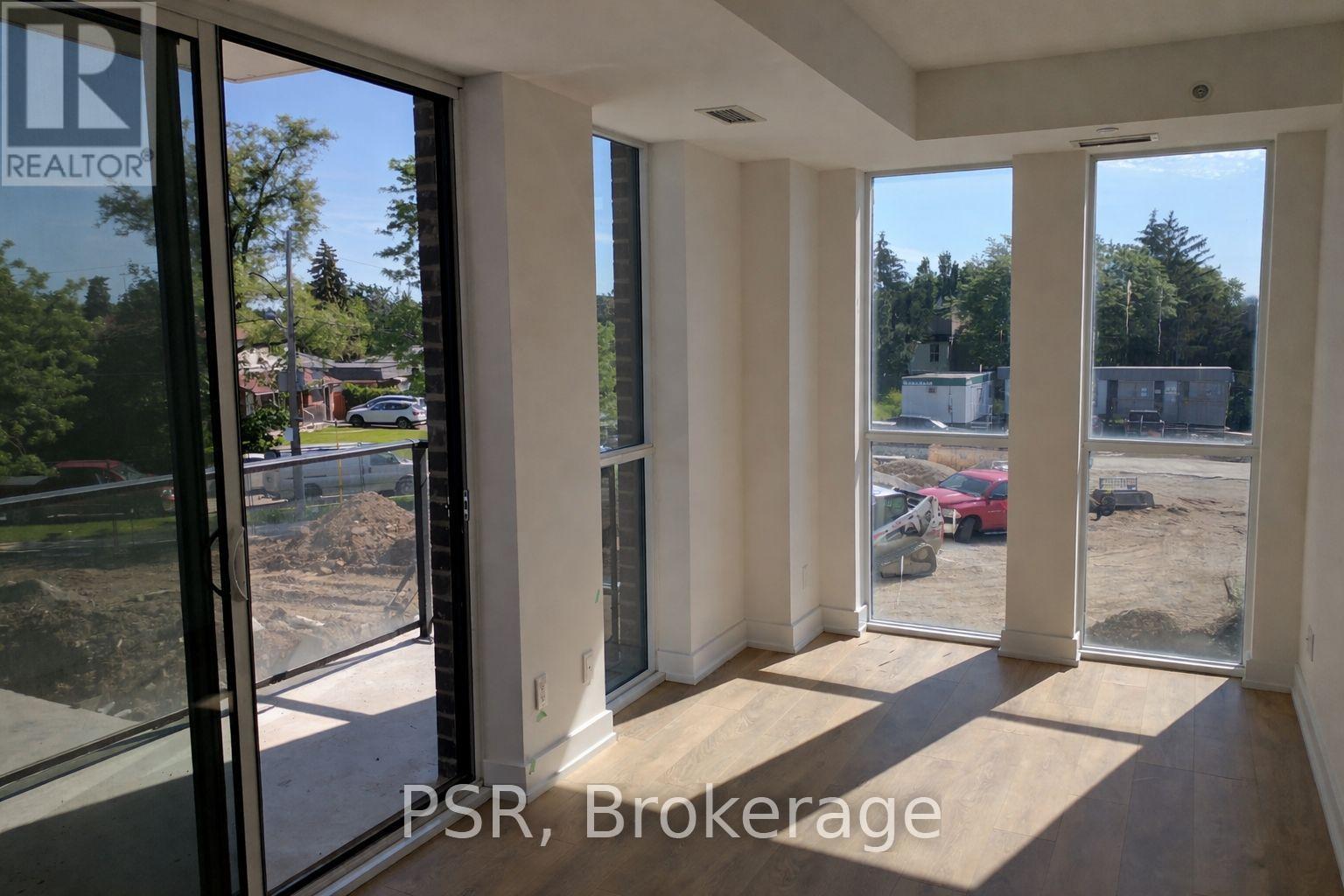 211 - 150 FAIRVIEW MALL DRIVE Property Photo 1