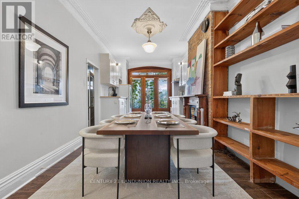 469 Richmond Street E Property Photo 8
