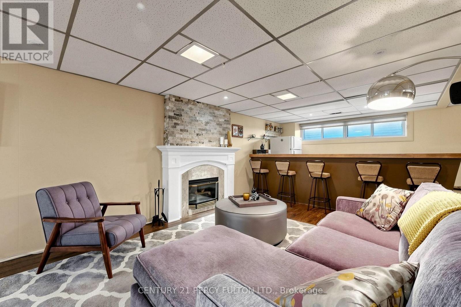 8 Wallbridge Court Property Photo 25