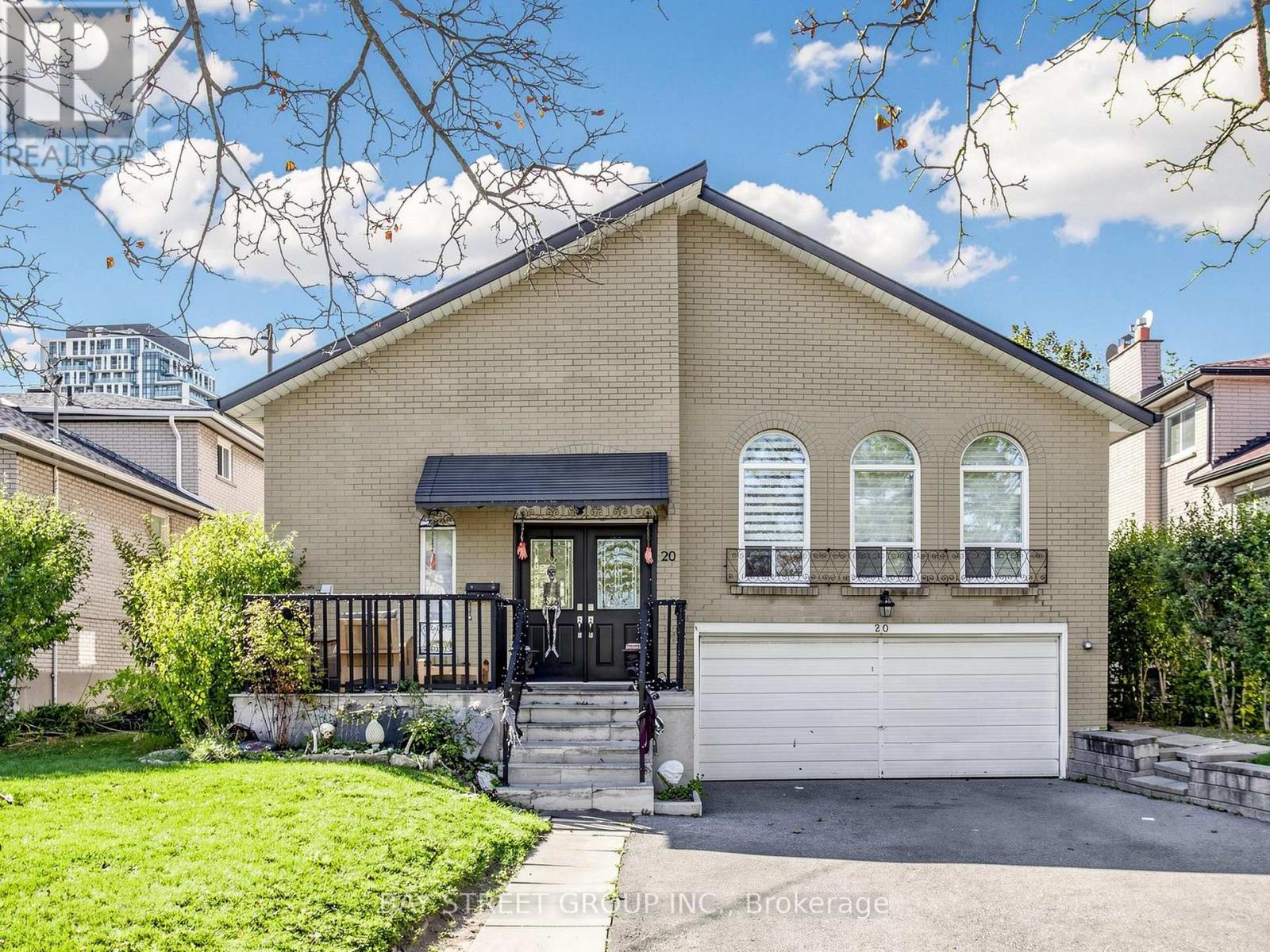 20 Edmonton Road Property Photo 2