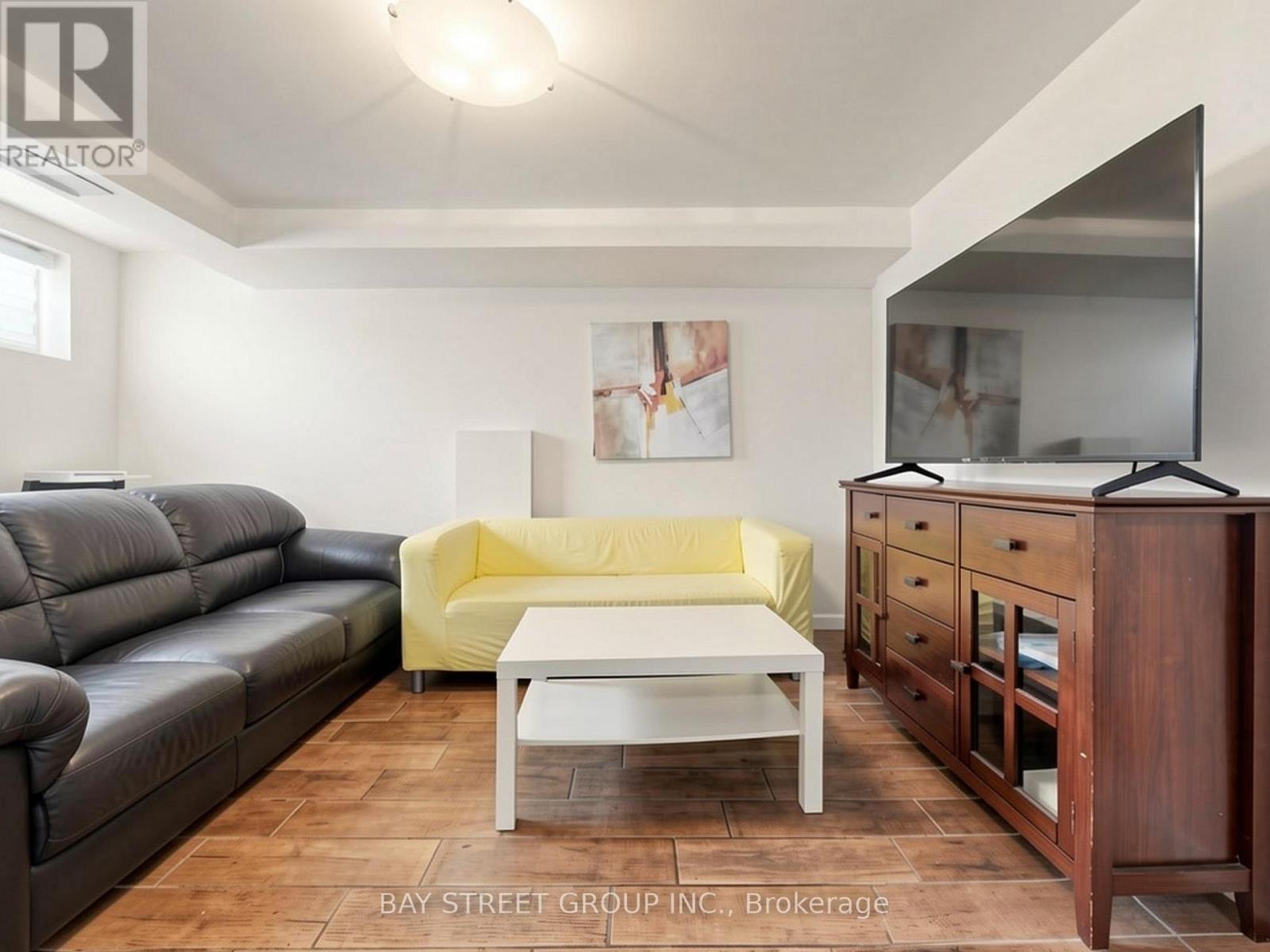 20 Edmonton Road Property Photo 4